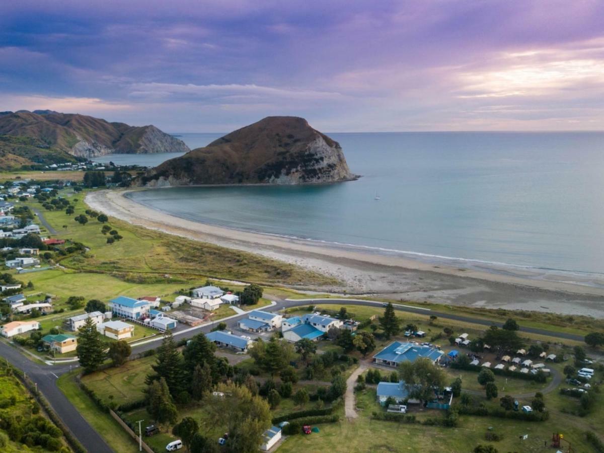 Mahia Motel And Holiday Park Esterno foto